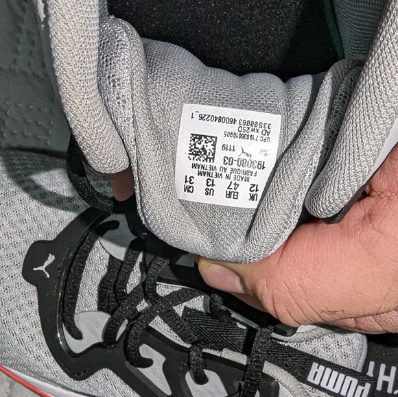 Puma - Picture 4 of 4